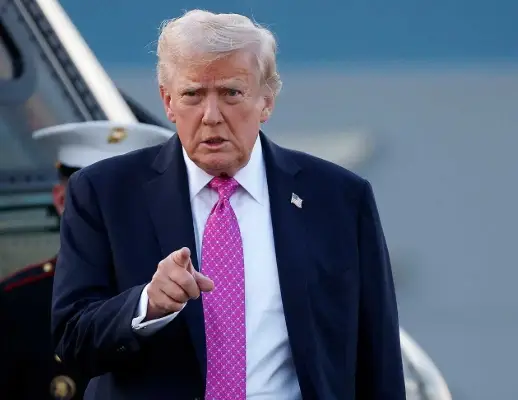 Trump Sebut Tarif Global Akan Dinaikkan dari 10% Jadi 15%